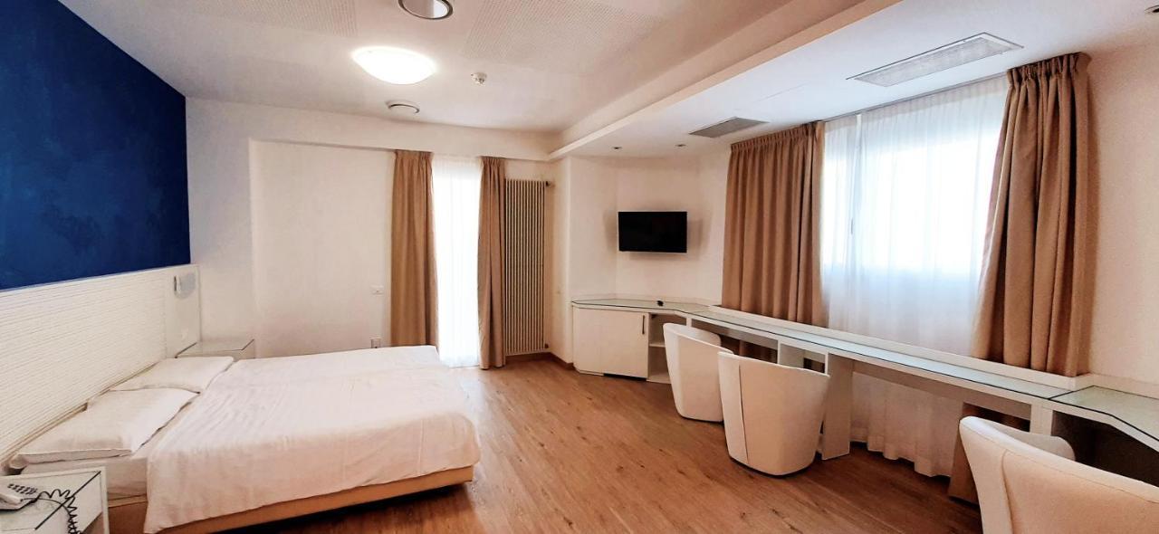 ליגננו סביאדורו Grand Hotel Playa מראה חיצוני תמונה